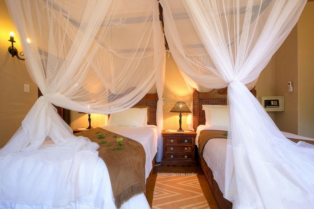 Mvuradona Safari Lodge Marloth Park Kültér fotó